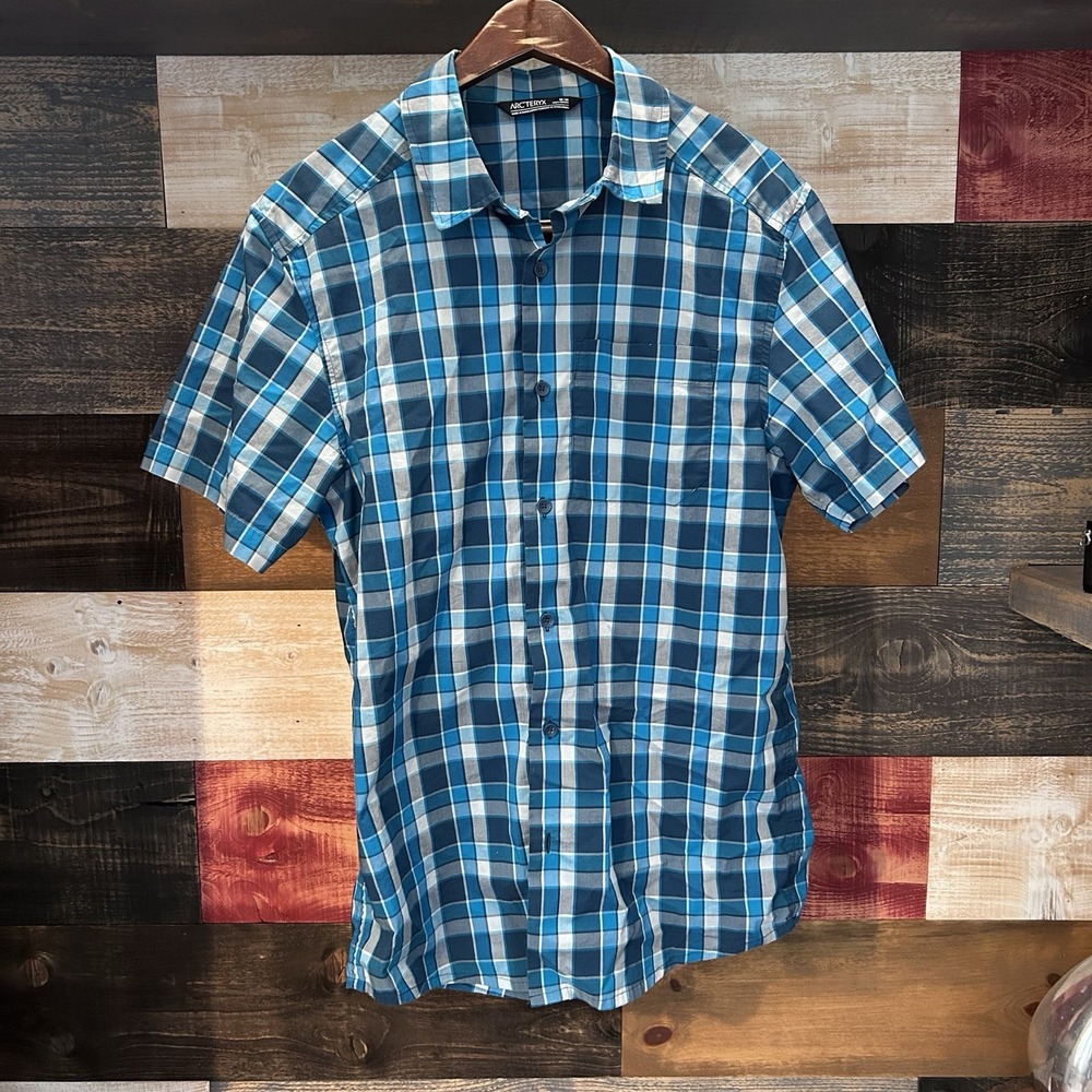 Arcteryx Brohm SS Shirt Mens M Blue Plaid Short Sleeve Button Up 17217